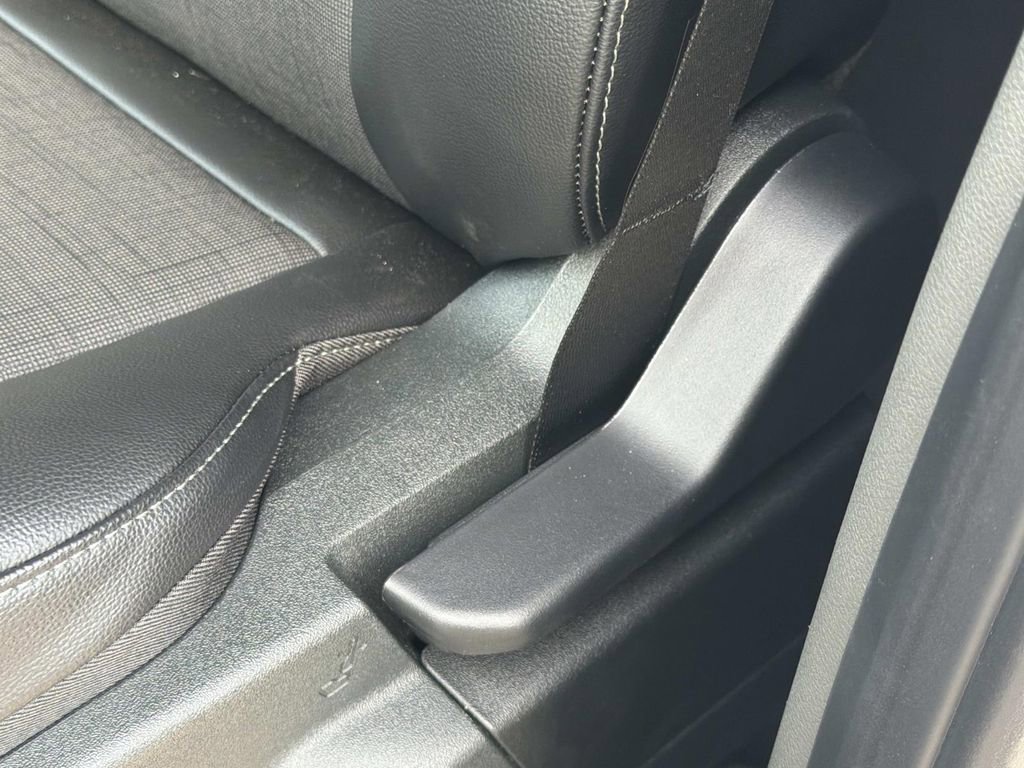 New 2026 Ford Transit 250 148 Medium Roof w/ Load Area Protection Package image 18