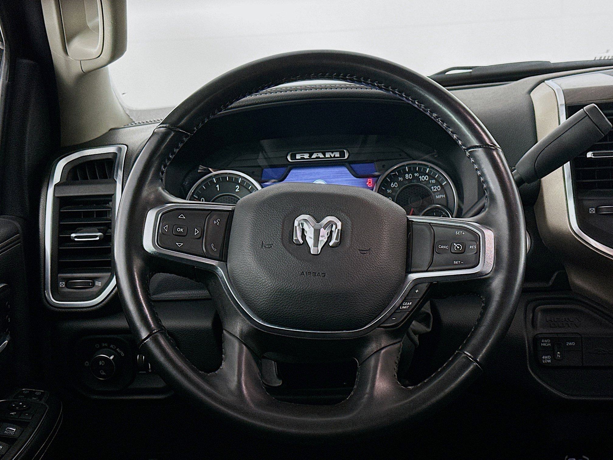 Used 2024 RAM 2500 Laramie image 18