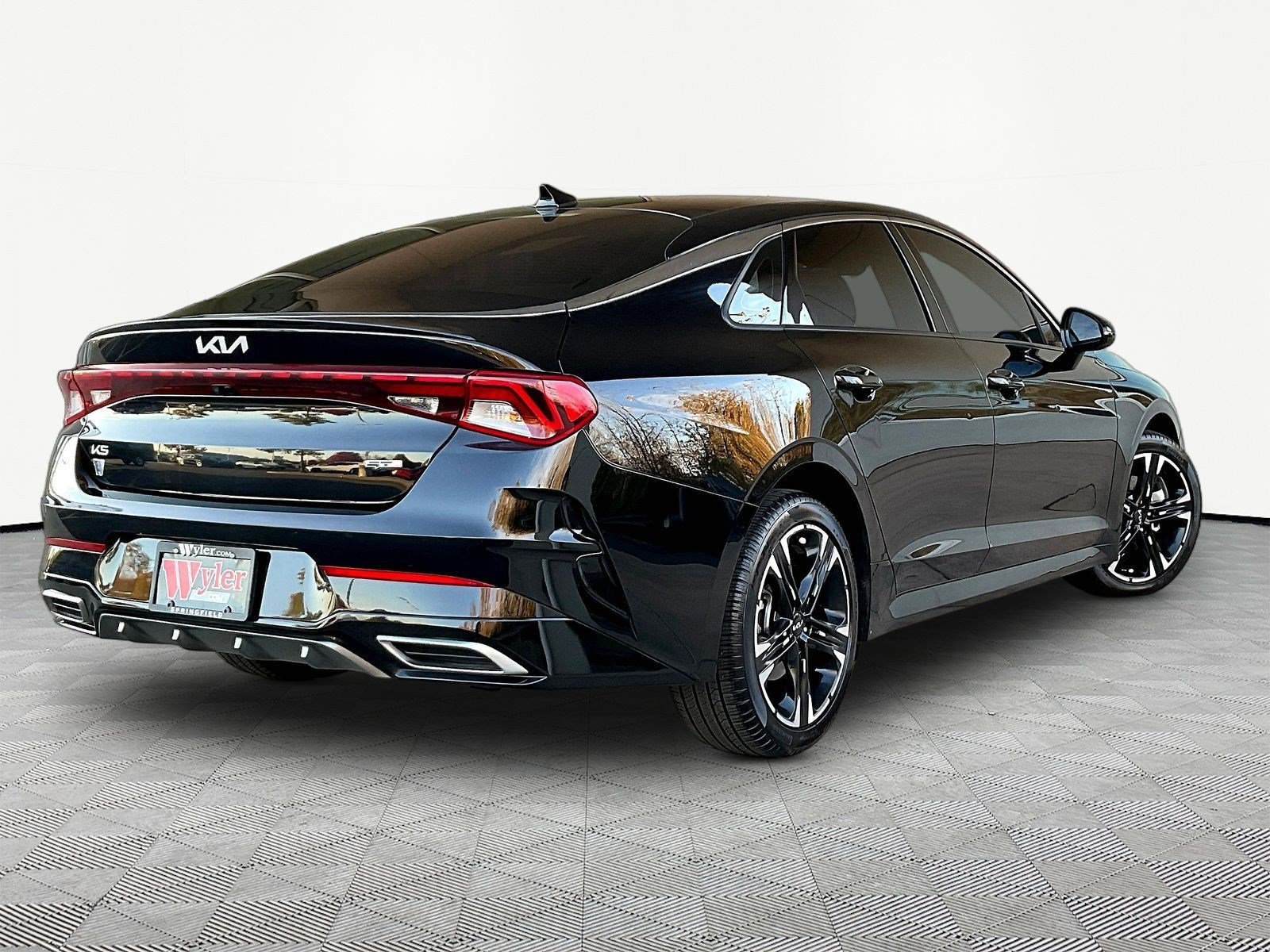 Used 2023 Kia K5 GT-Line FWD image 6
