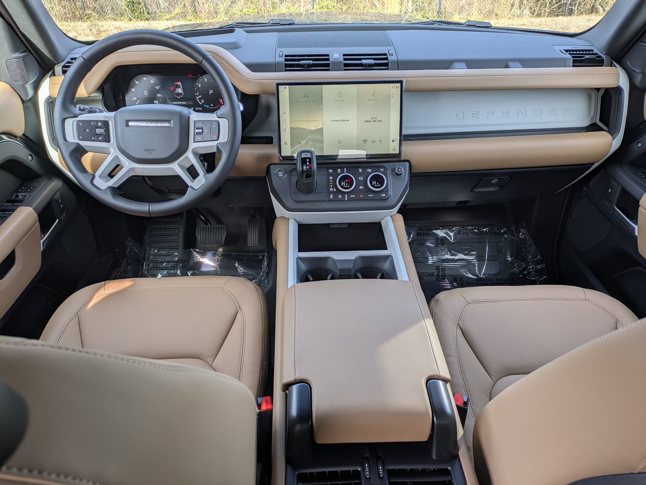 New 2026 Land Rover Defender 110 X-Dynamic SE image 23