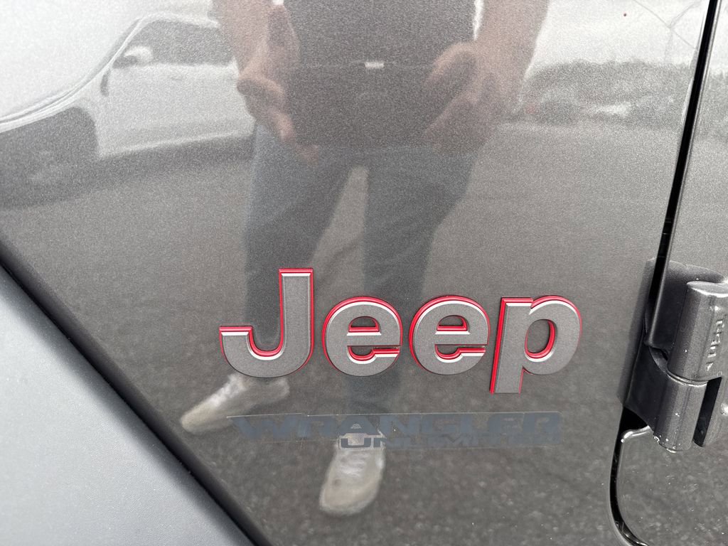 Used 2022 Jeep Wrangler Unlimited Rubicon image 13