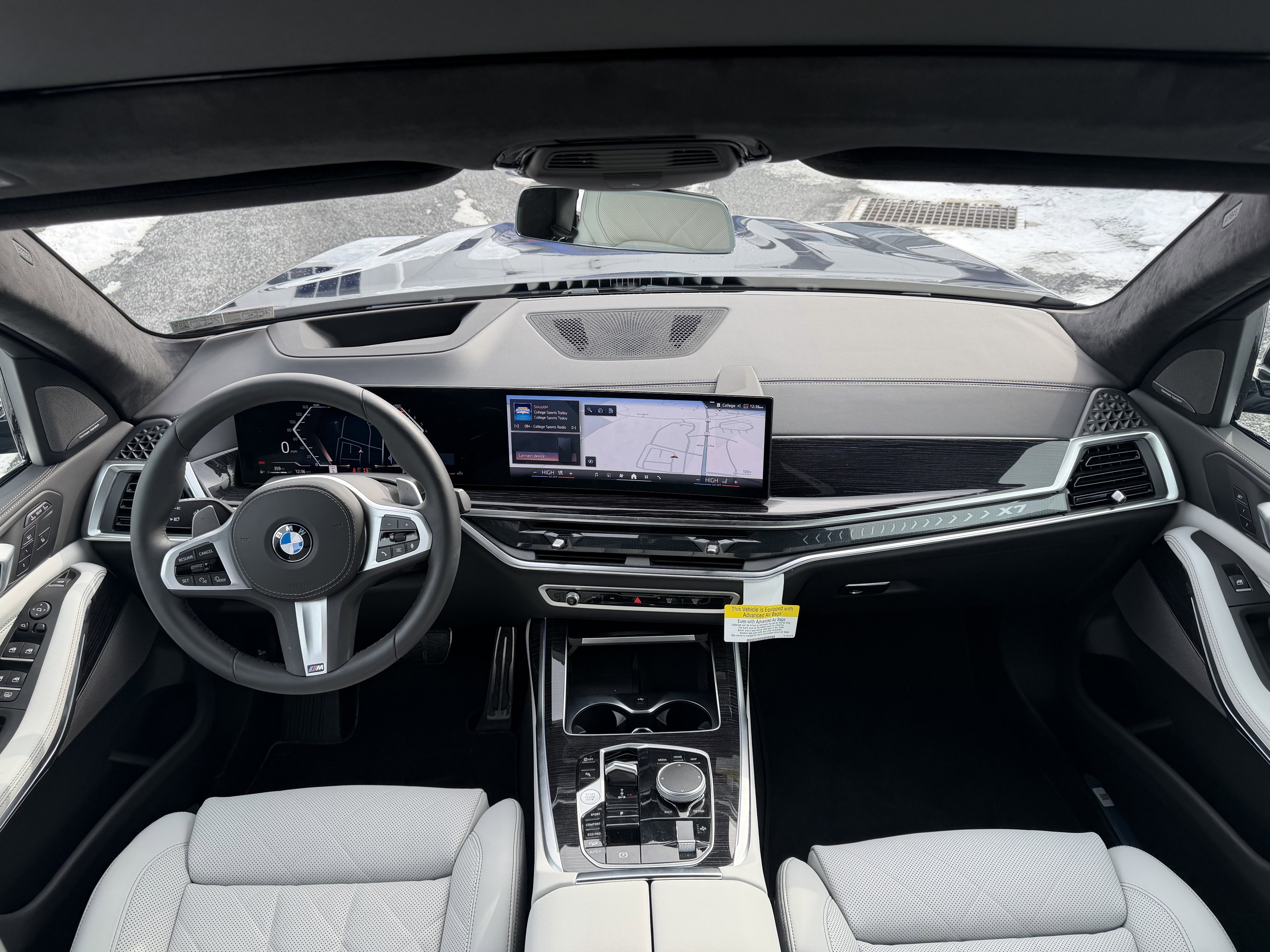 Used 2026 BMW X7 xDrive40i w/ M Sport Package image 21