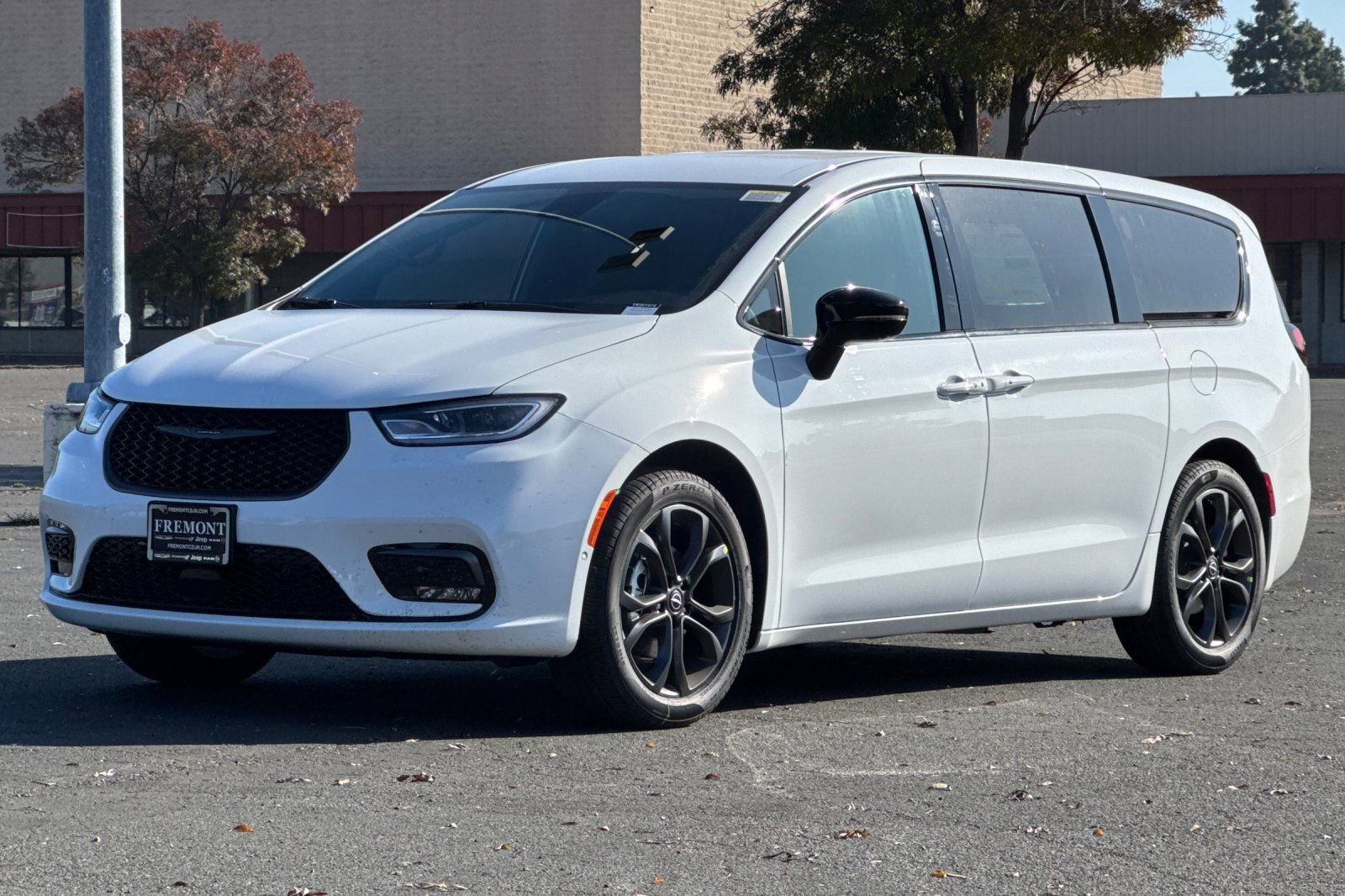 New 2026 Chrysler Pacifica Select image 7