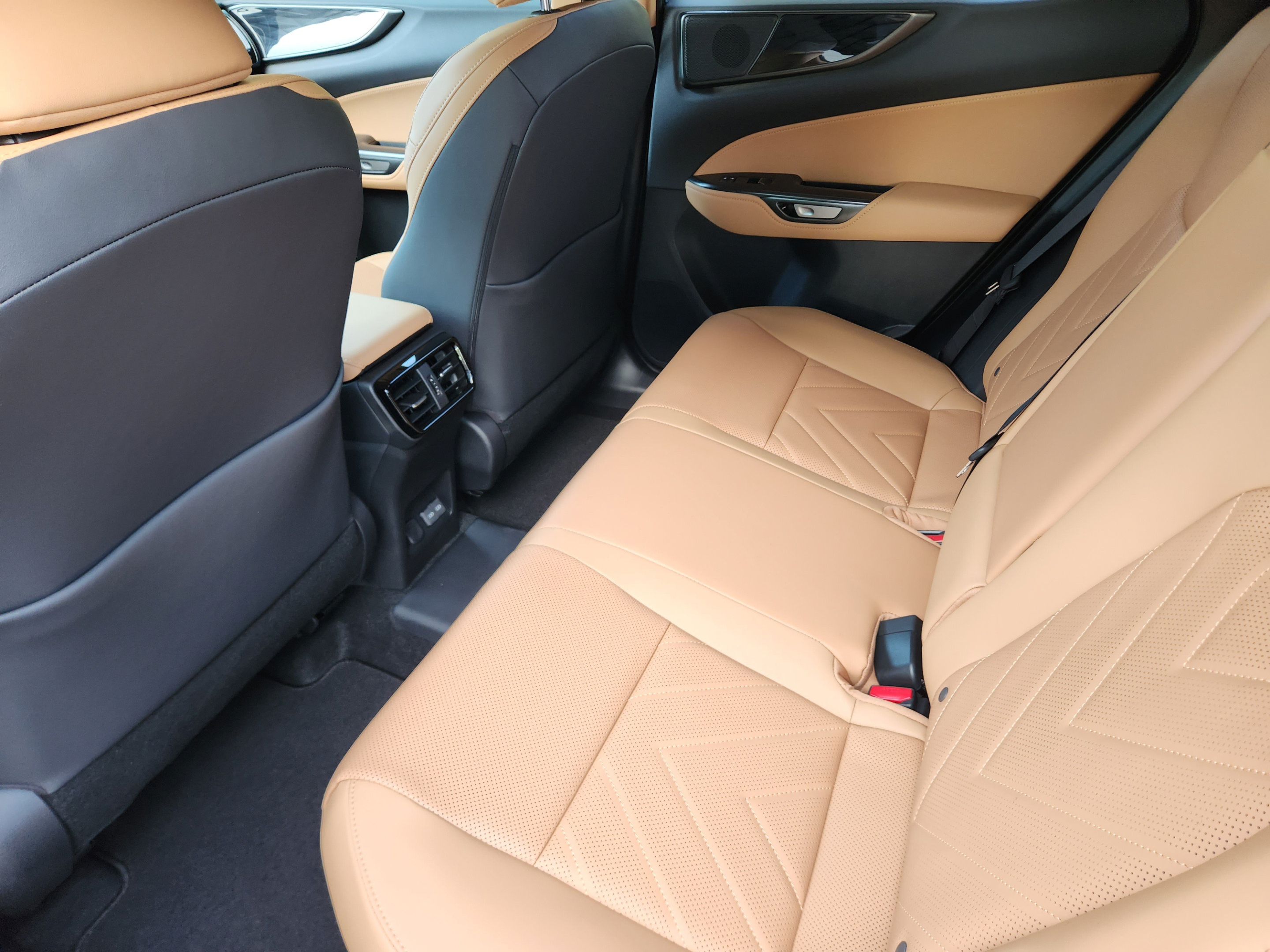 New 2026 Lexus NX 450h+ AWD w/ Accessory Package (Z1) image 18
