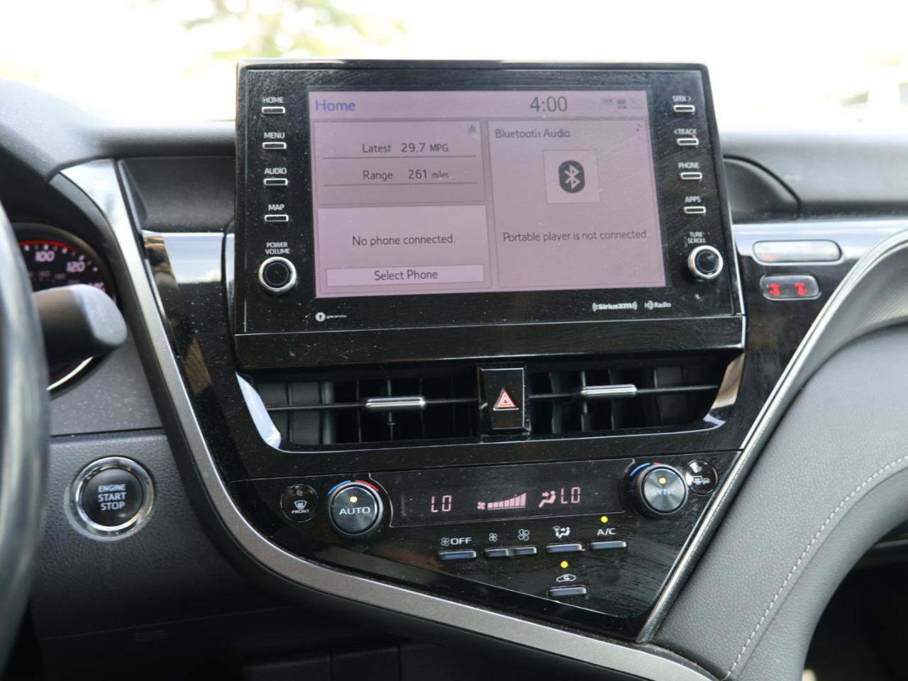 Used 2024 Toyota Camry XSE FWD image 9