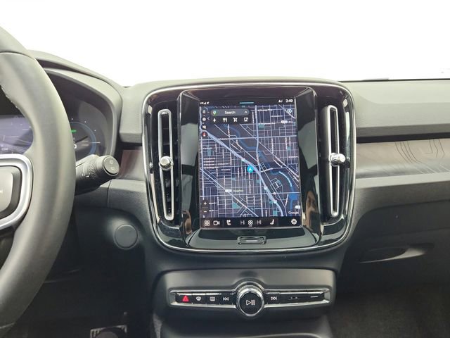 Certified 2024 Volvo XC40 Recharge Ultimate w/ Protection Package Premier image 36