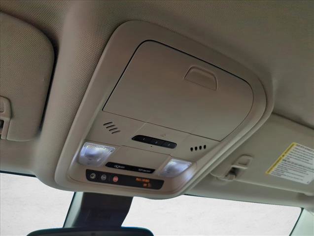 Used 2020 GMC Terrain SLT w/ Preferred Package image 15