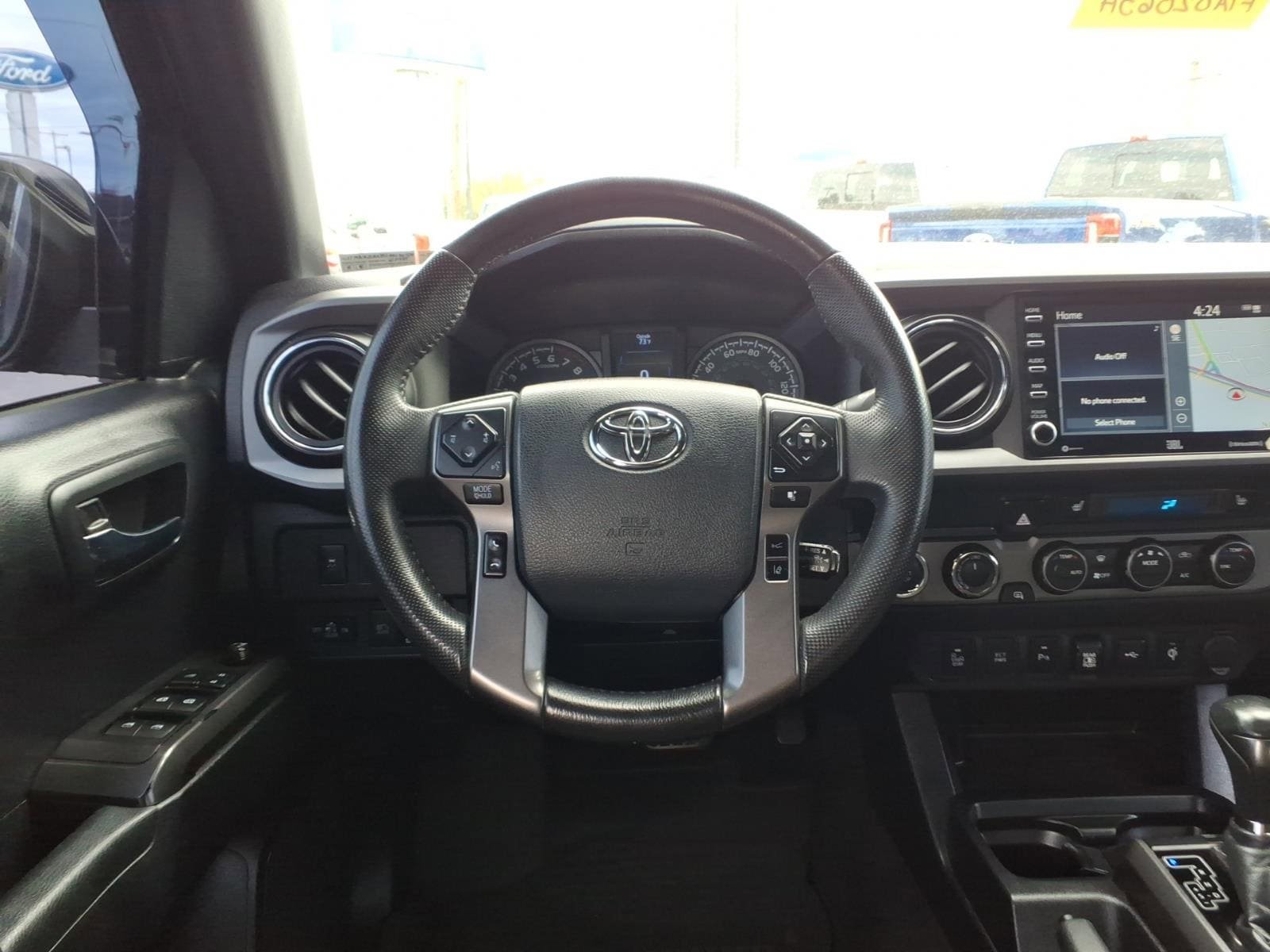 Used 2020 Toyota Tacoma TRD Sport w/ TRD Premium Sport Package AWD/4WD image 14