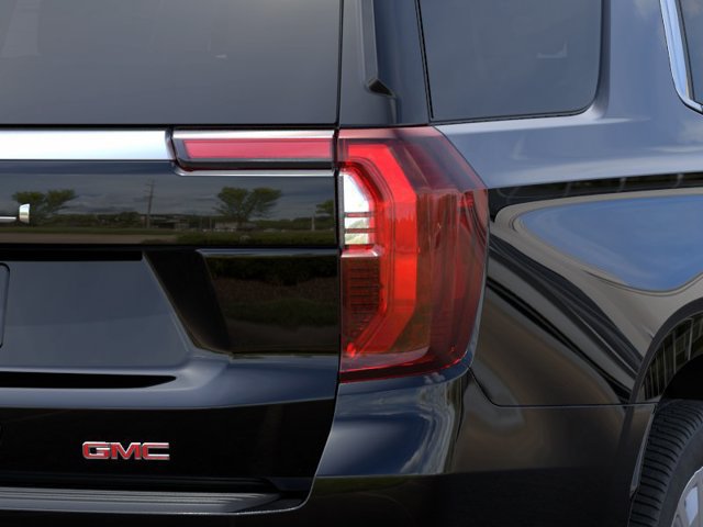New 2026 GMC Yukon Denali w/ Sun & Power Step Package RWD image 11