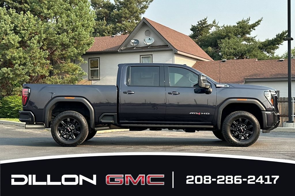 Used 2025 GMC Sierra 2500 AT4 w/ AT4 Premium Plus Package AWD/4WD image 3