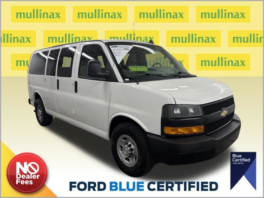 Used 2019 Chevrolet Express 3500 LS image 1
