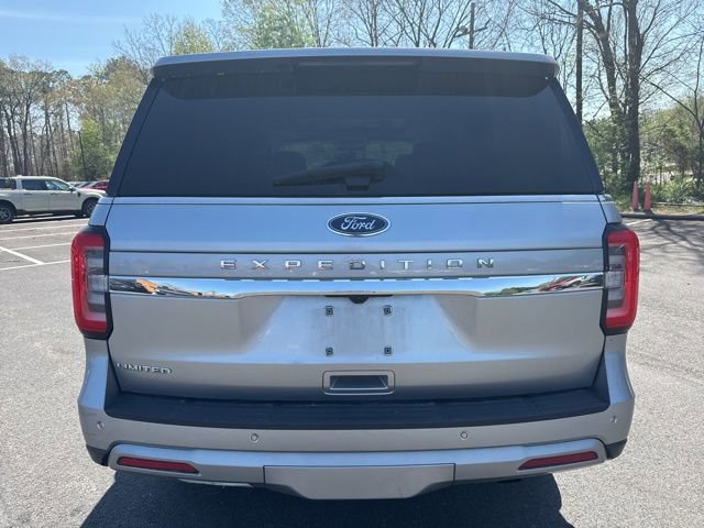 Used 2024 Ford Expedition Limited image 4