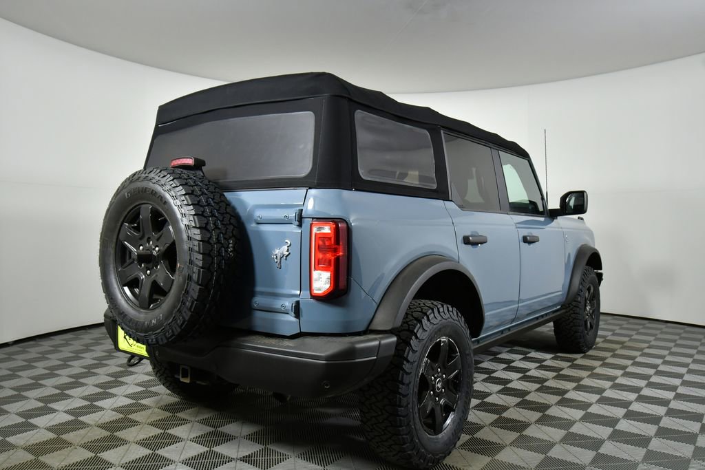 Used 2022 Ford Bronco Black Diamond image 11