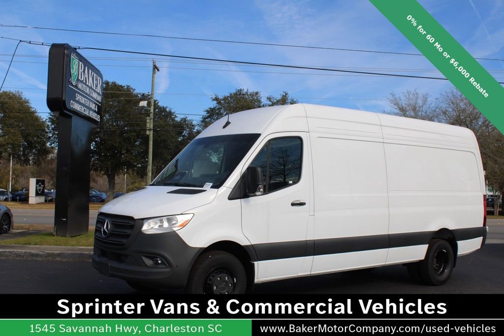 New 2025 Mercedes-Benz Sprinter 4500