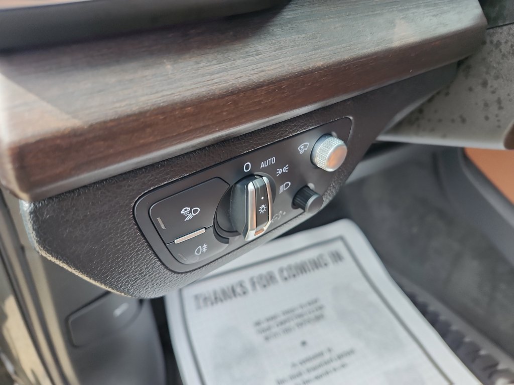 Used 2024 Audi Q5 e Prestige image 21