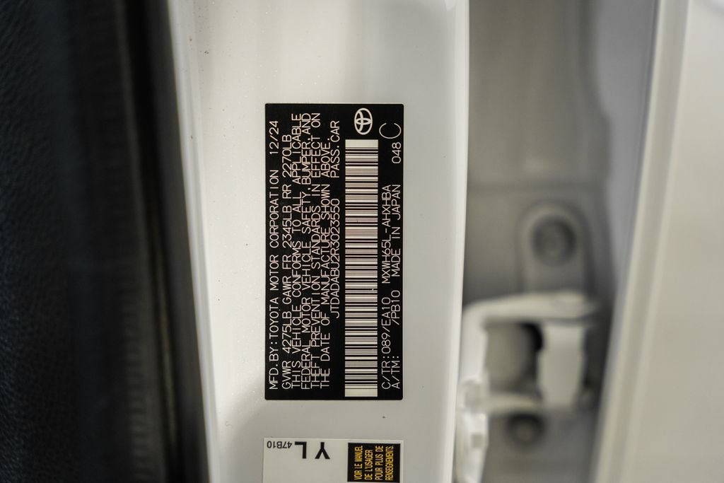Used 2024 Toyota Prius Limited AWD/4WD image 47