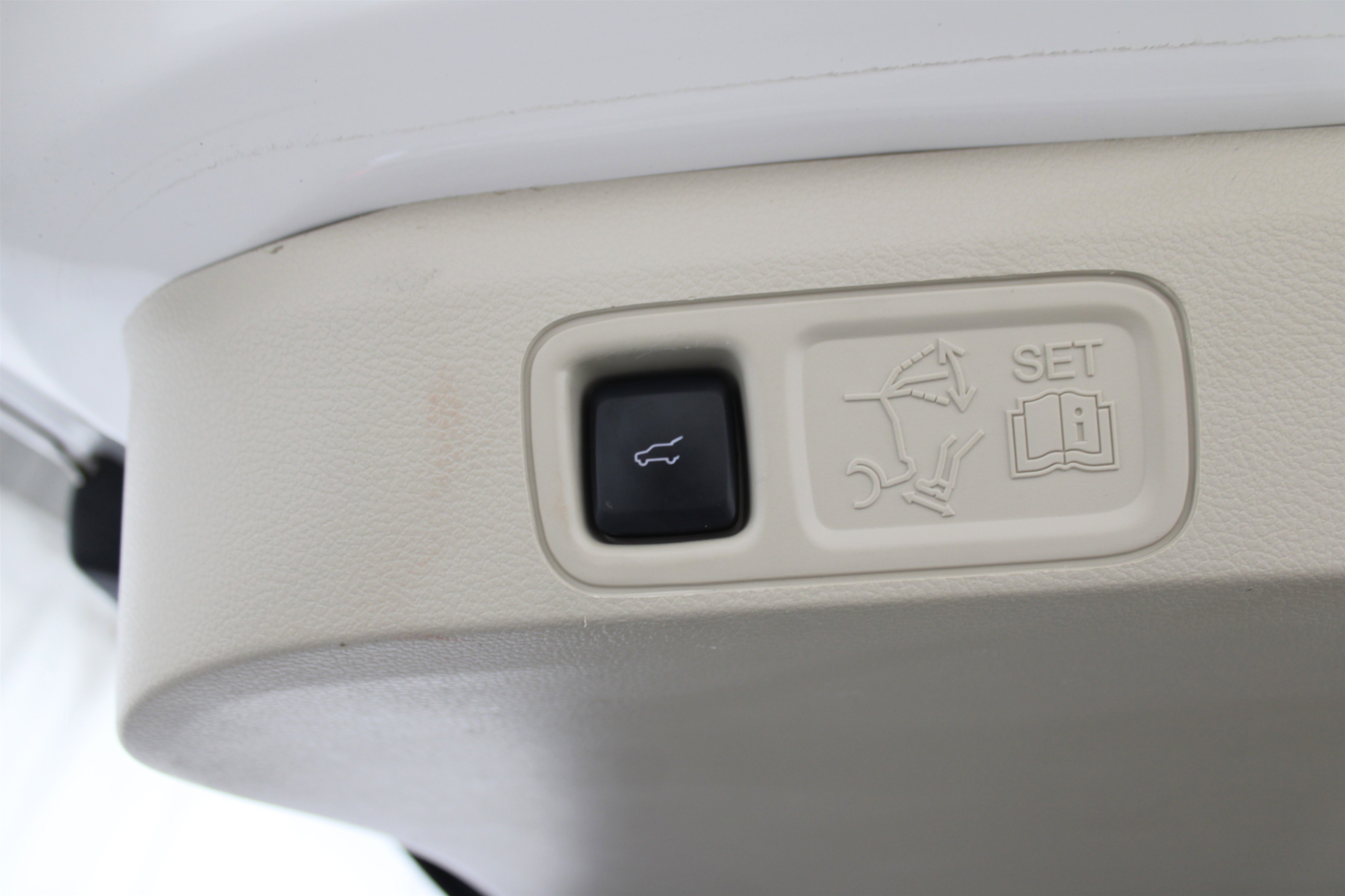 Used 2021 Lincoln Navigator Reserve w/ Luxury Package AWD/4WD image 32