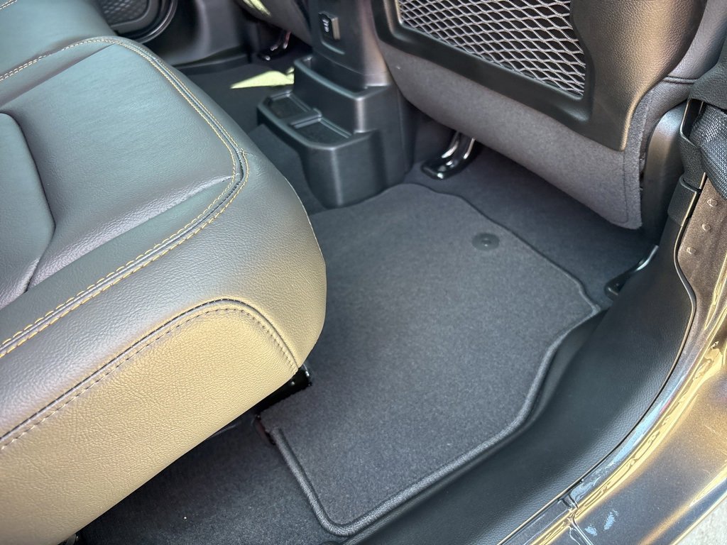 New 2025 Jeep Wrangler Unlimited Sahara image 24