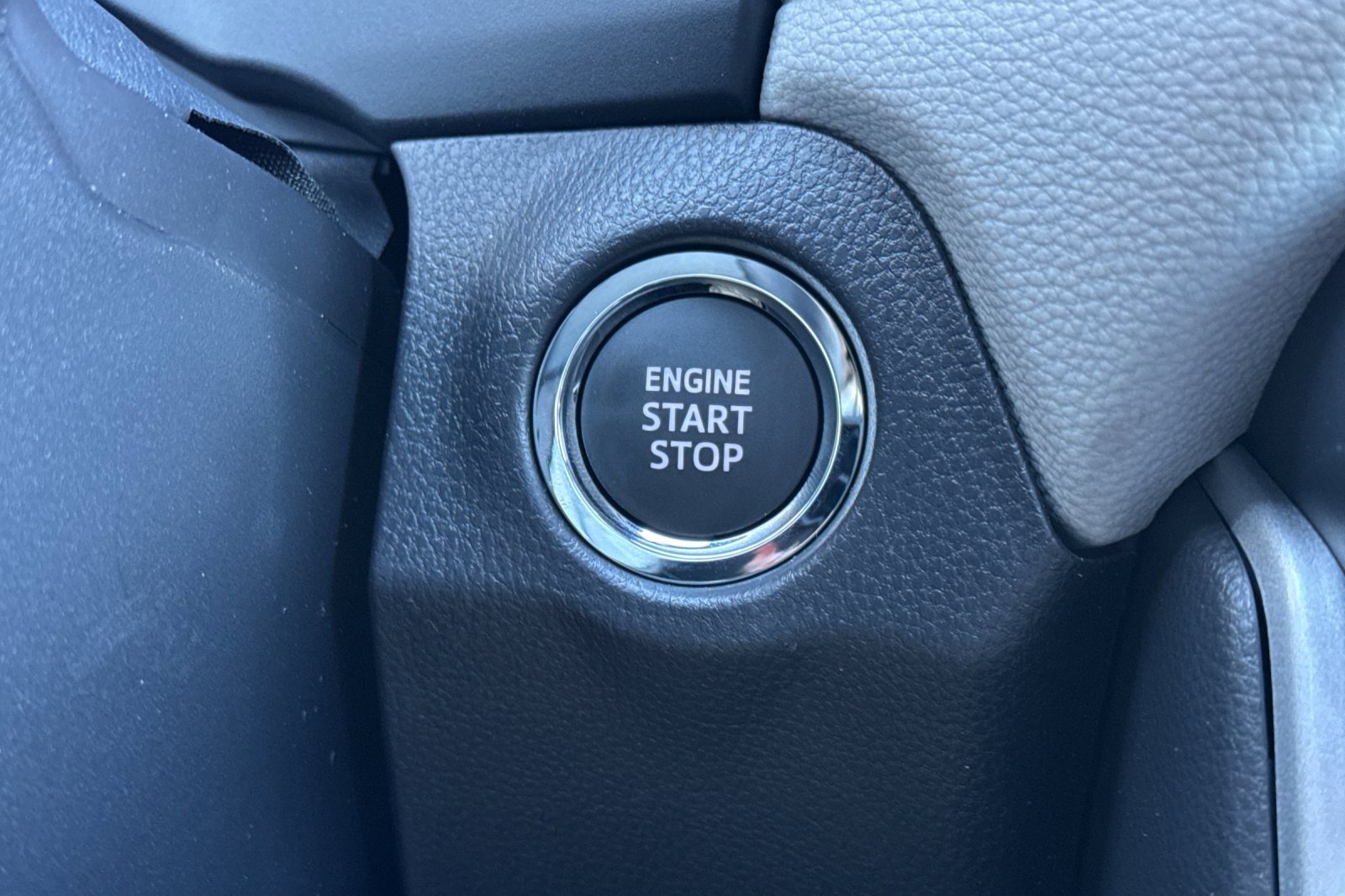 New 2025 Toyota RAV4 XLE image 22