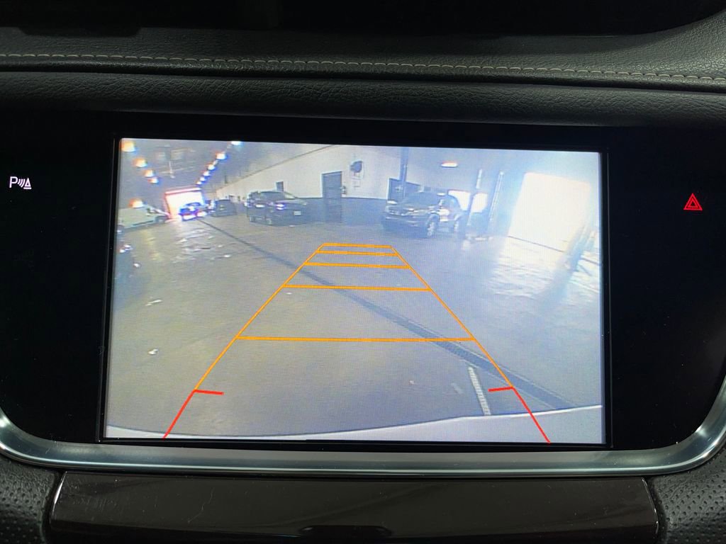 Used 2017 Cadillac XT5 Luxury image 11