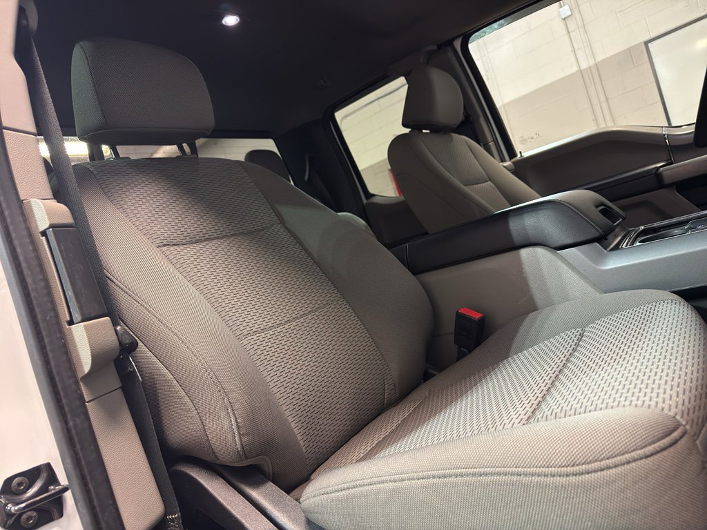 Used 2021 Ford F350 XLT w/ XLT Premium Package image 22