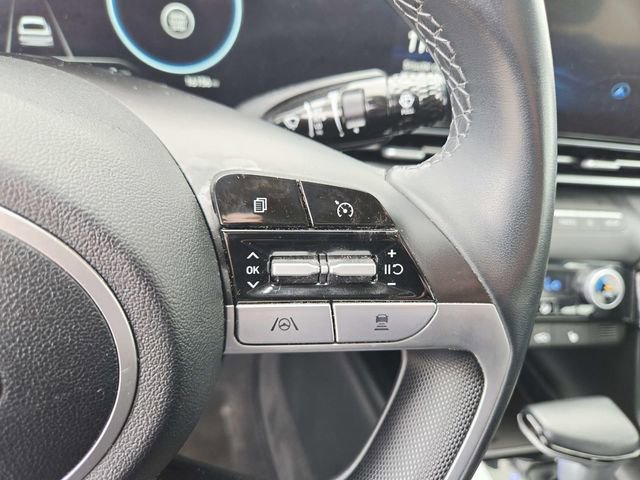 Used 2023 Hyundai Elantra SEL w/ Convenience Package image 16