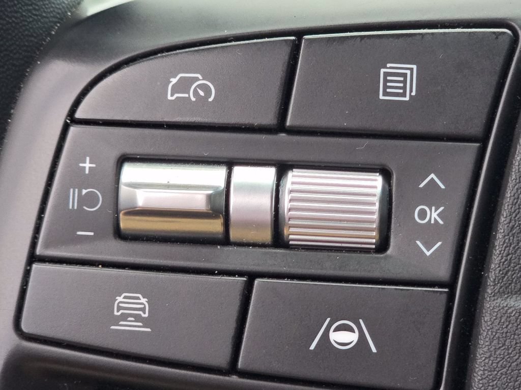 Used 2025 Kia K4 EX FWD image 31