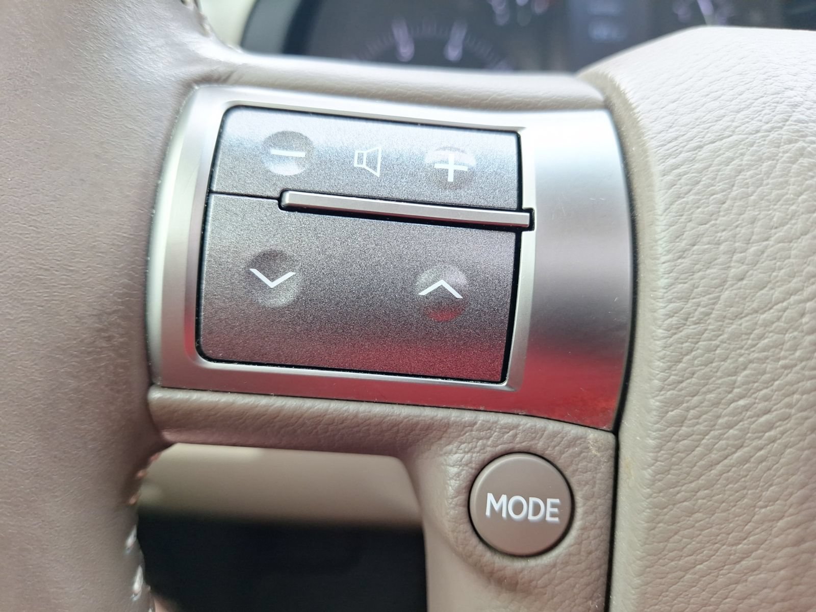 Used 2012 Lexus GX 460 Premium AWD/4WD image 20