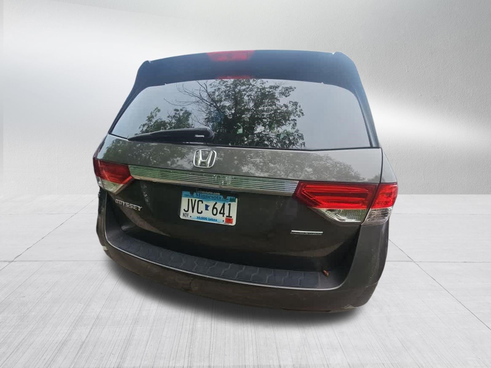 Used 2016 Honda Odyssey SE image 4