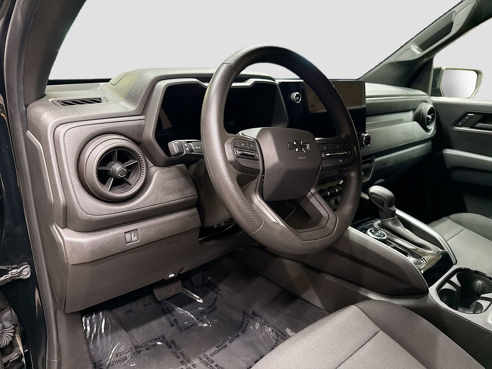 Used 2023 Chevrolet Colorado Trail Boss w/ LPO, Skid Plate Package AWD/4WD image 11