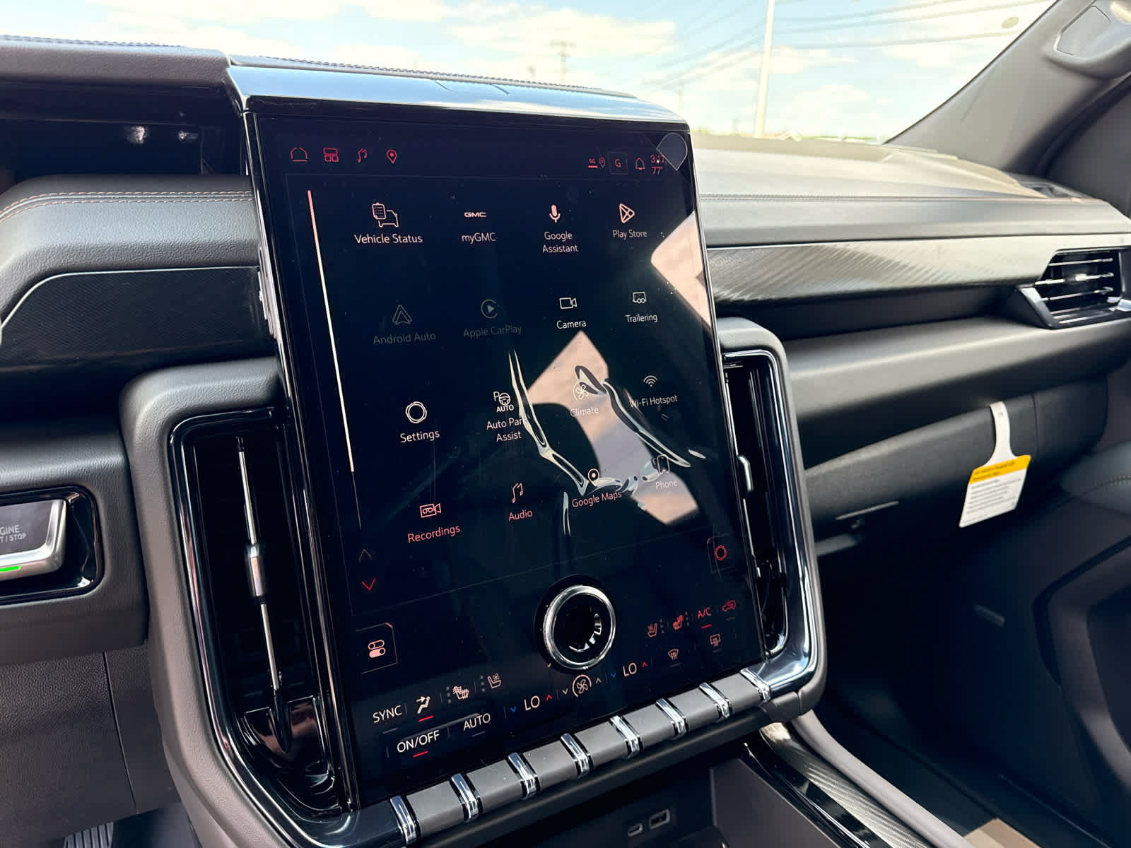 New 2026 GMC Yukon AT4 AWD/4WD image 17