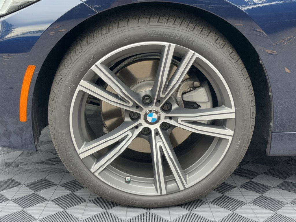 Certified 2023 BMW 330i xDrive Sedan w/ Premium Package AWD/4WD image 13