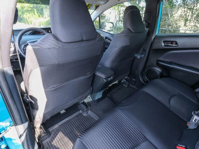 Used 2021 Toyota Prius Prime LE FWD image 25