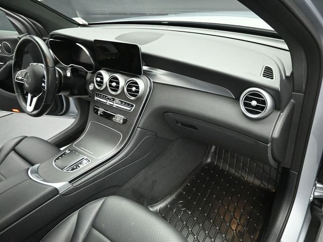 Used 2022 Mercedes-Benz GLC 300 4MATIC image 30