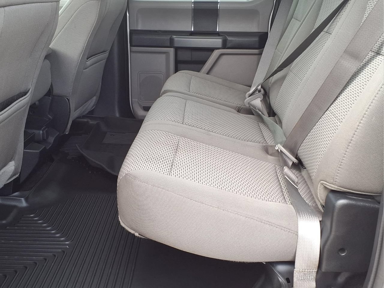 Used 2018 Ford F150 XLT AWD/4WD image 9