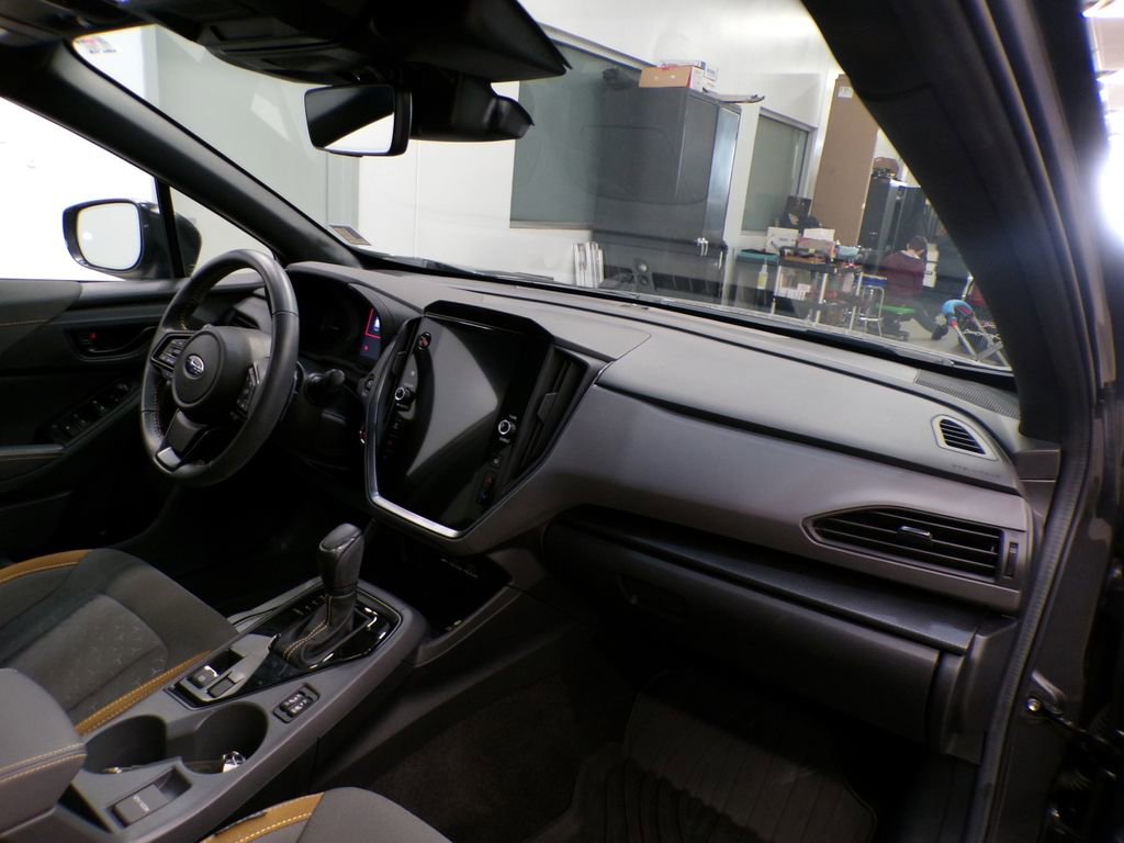 Used 2024 Subaru Crosstrek 2.5i Sport w/ Crosstrek Mirror Package AWD/4WD image 17