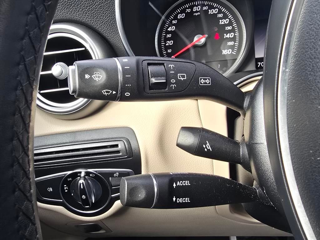 Used 2017 Mercedes-Benz GLC 300 GLC 300 image 24