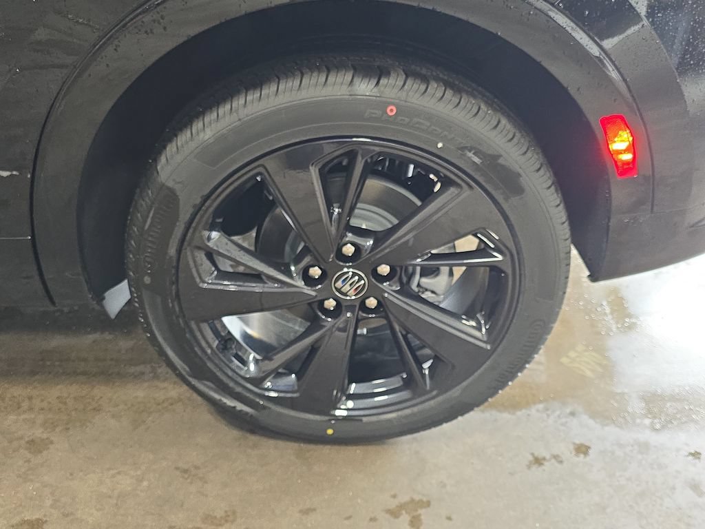 New 2026 Buick Envision Sport Touring AWD/4WD image 37