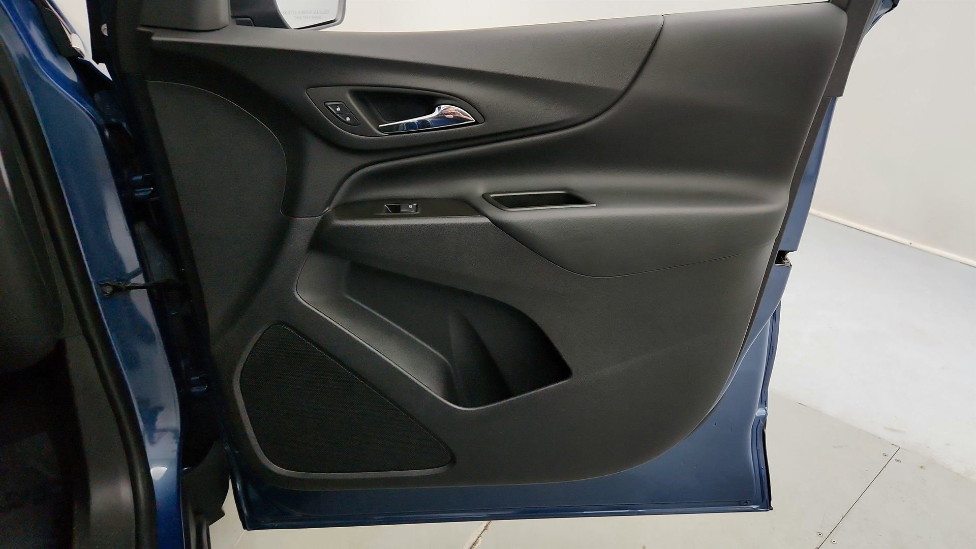 Certified 2024 Chevrolet Equinox LT w/ LPO, Floor Liner Package AWD/4WD image 23