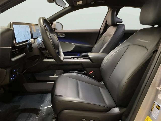 Used 2025 Hyundai Ioniq 6 SEL RWD image 19