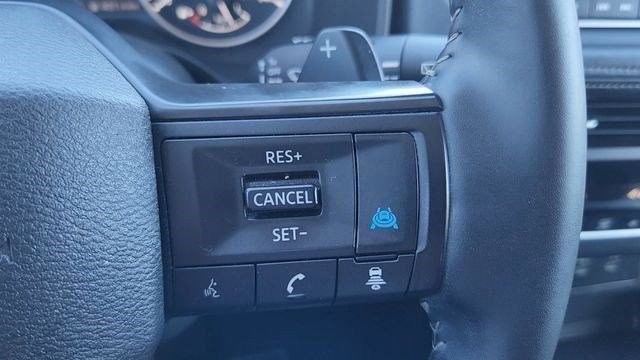 Used 2025 Nissan Rogue SV image 13