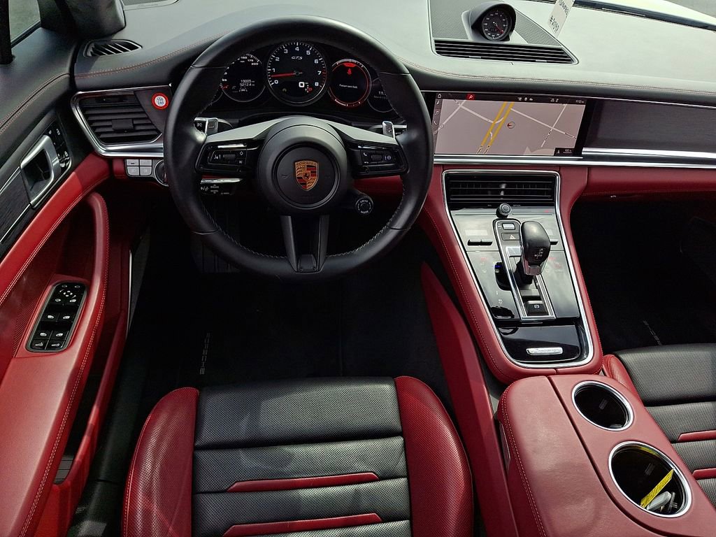 Used 2021 Porsche Panamera GTS image 11