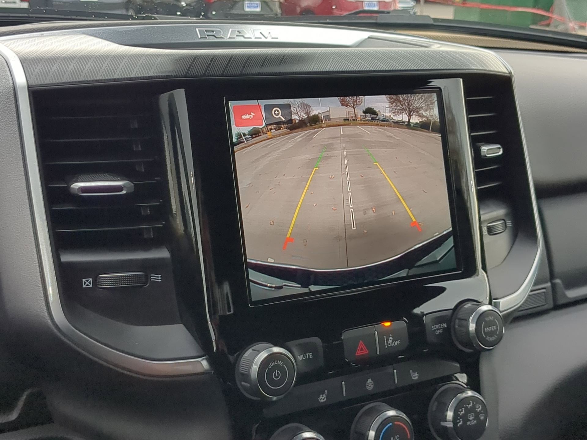 Used 2025 RAM 1500 Big Horn image 24