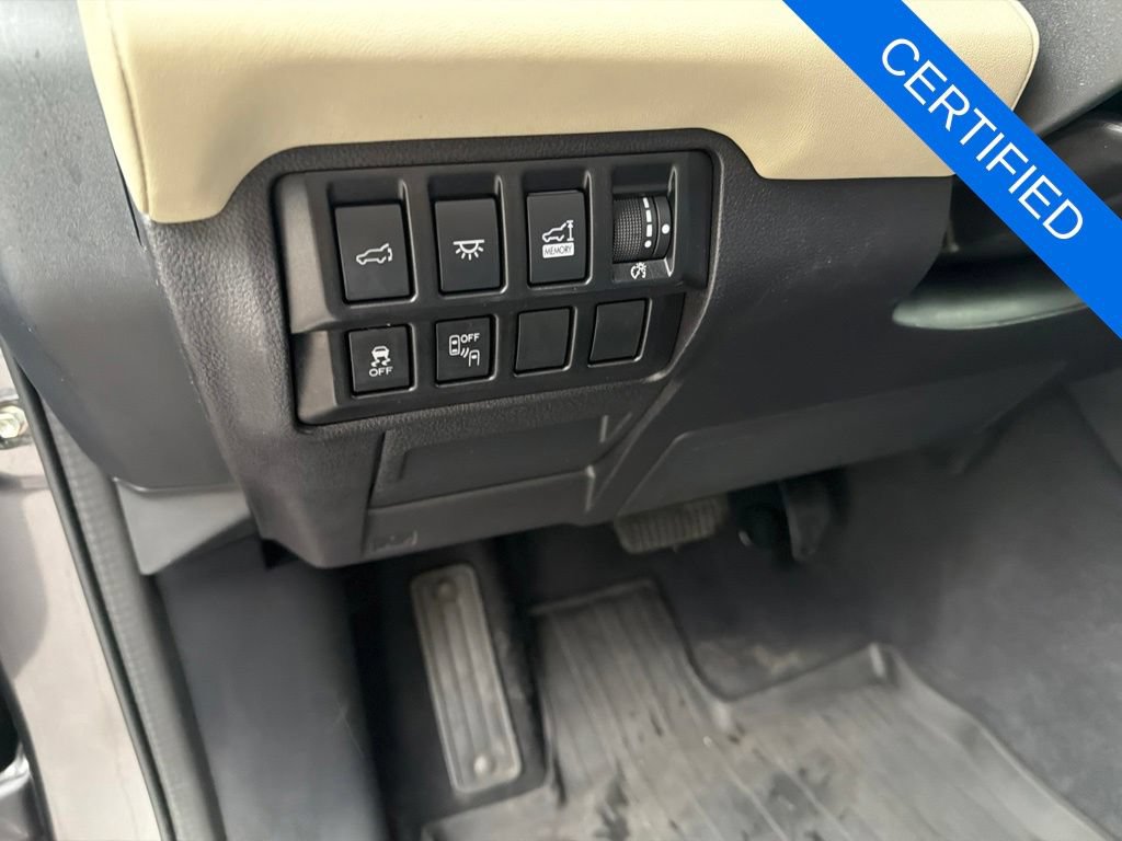 Certified 2022 Subaru Ascent Touring AWD/4WD image 11