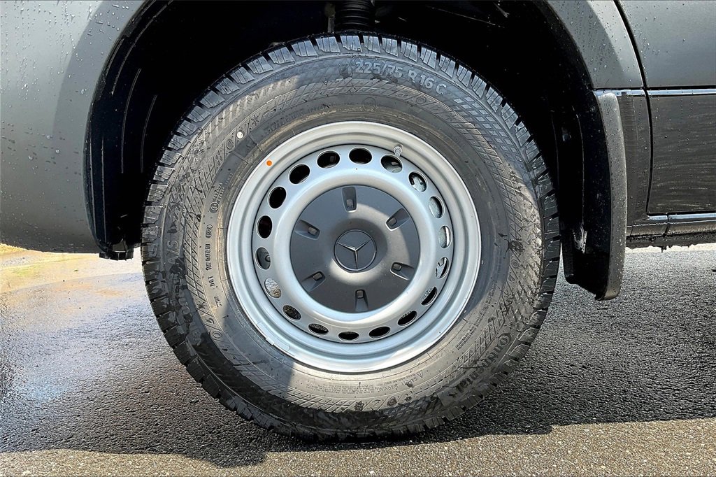 New 2025 Mercedes-Benz Sprinter 3500 image 10