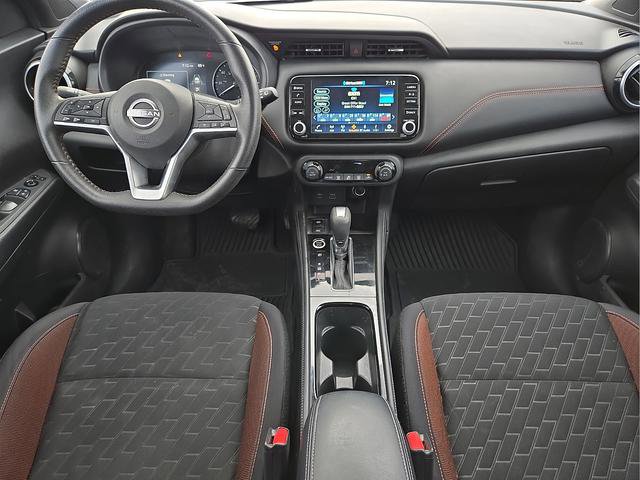 Used 2023 Nissan Kicks SR w/ Interior Electronics Package image 17