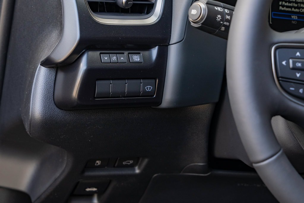 New 2026 Lexus UX 300h AWD w/ Accessory Package (Z1) image 17