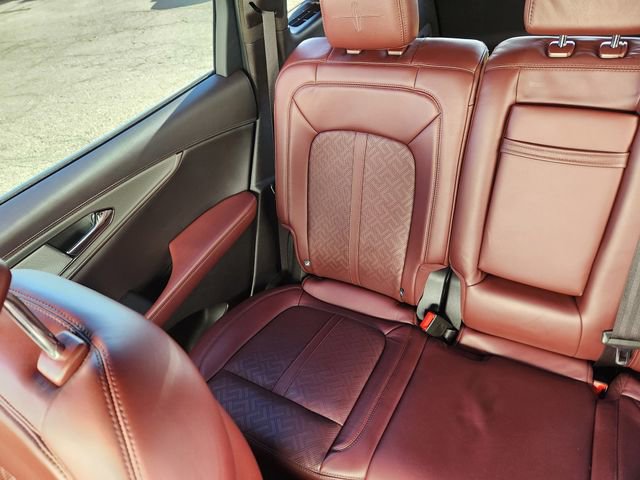 Certified 2020 Lincoln Nautilus Black Label image 16