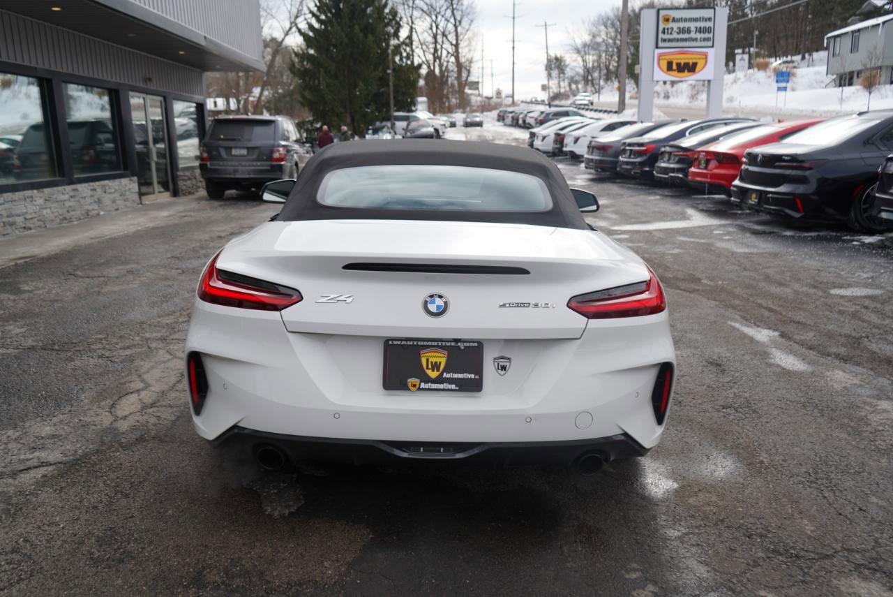 Used 2023 BMW Z4 sDrive30i w/ Premium Package image 89