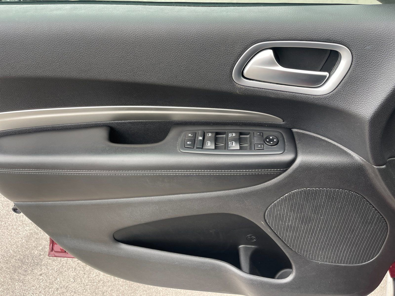 Used 2020 Dodge Durango SXT w/ 3rd Row Seating Group image 12